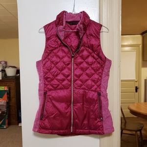 Lululemon pink down feather filled vest w/ pockets size 8 in great condition